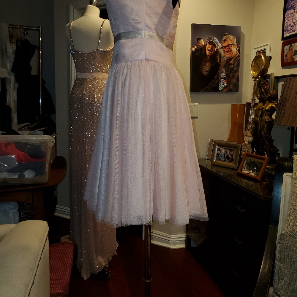 FORMAL DRESS - Picture 10 of 17